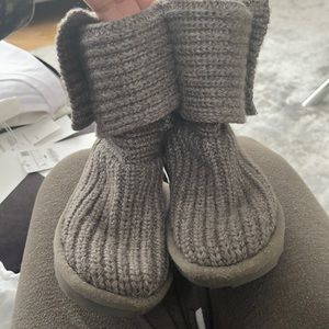Girls UGG boots knit grey size 11